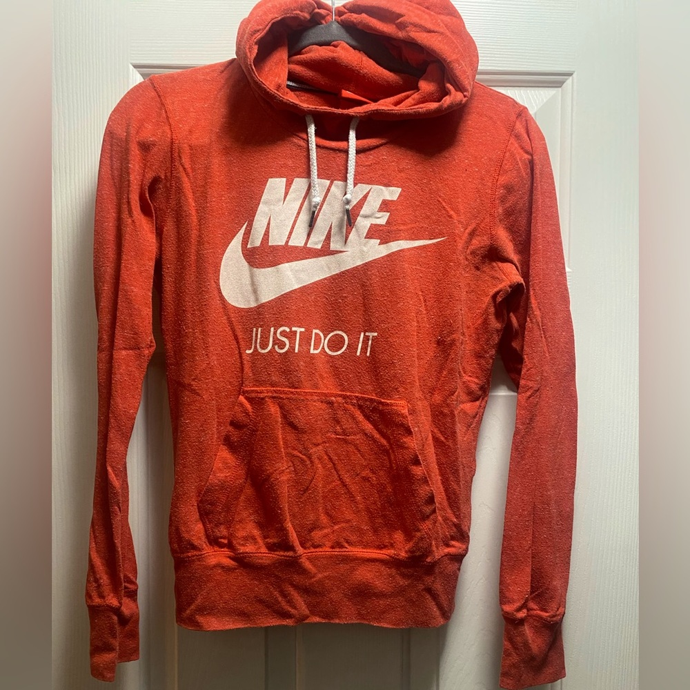 Nike woman’s light weight sweatshirt